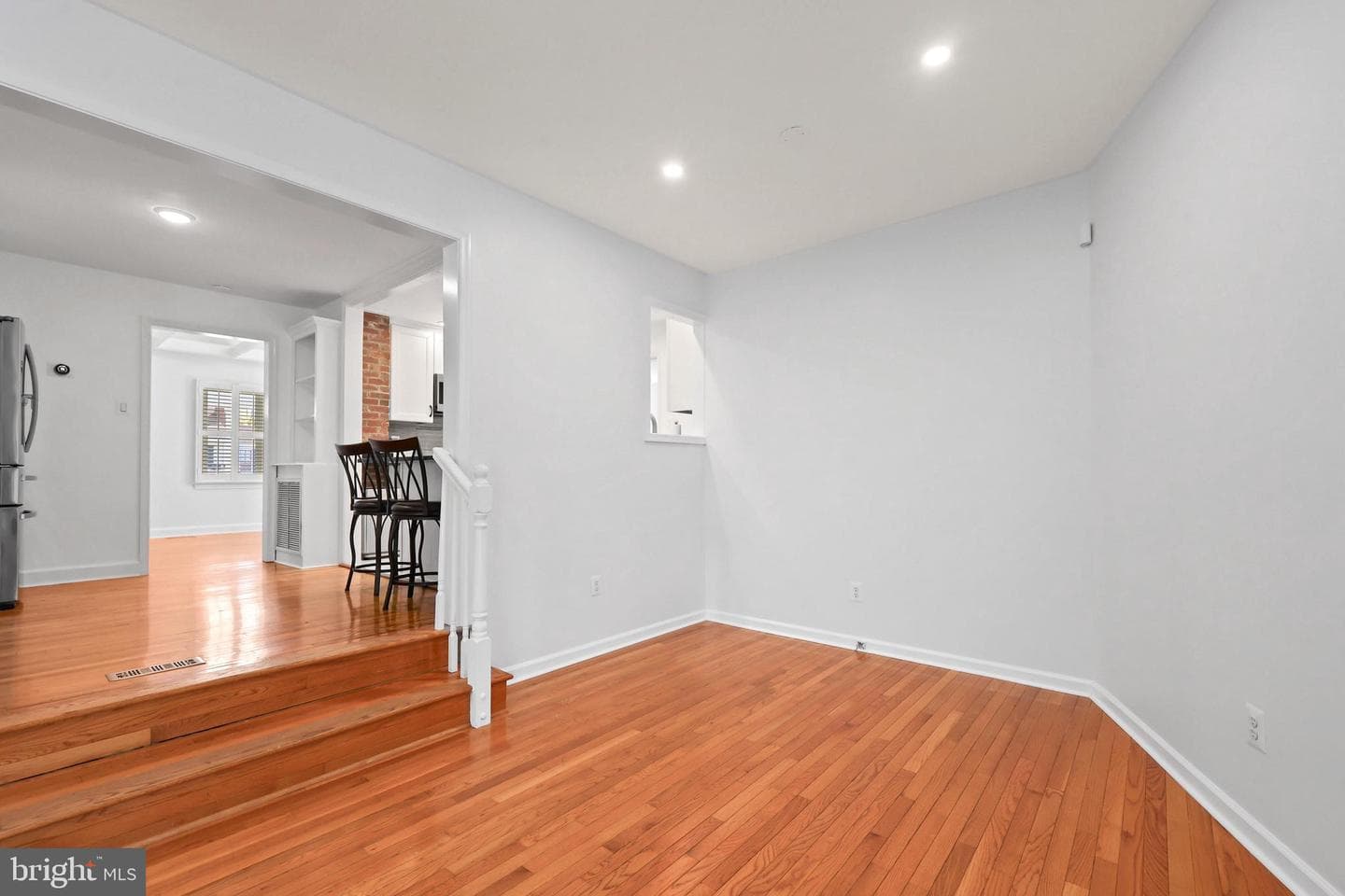 9106 Battle Street photo 31