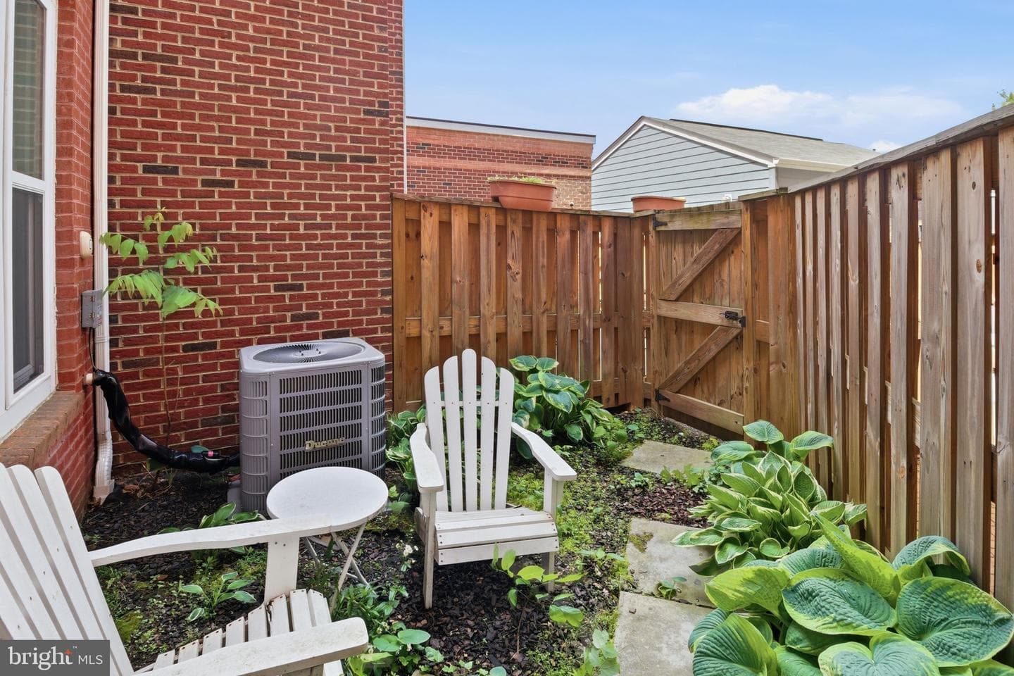 8922 Center Street photo 50
