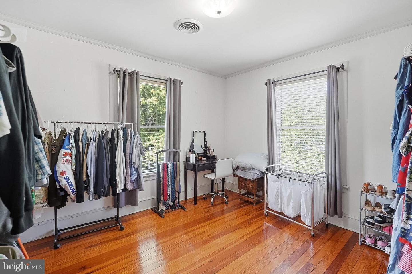 9026 Sudley Road photo 29