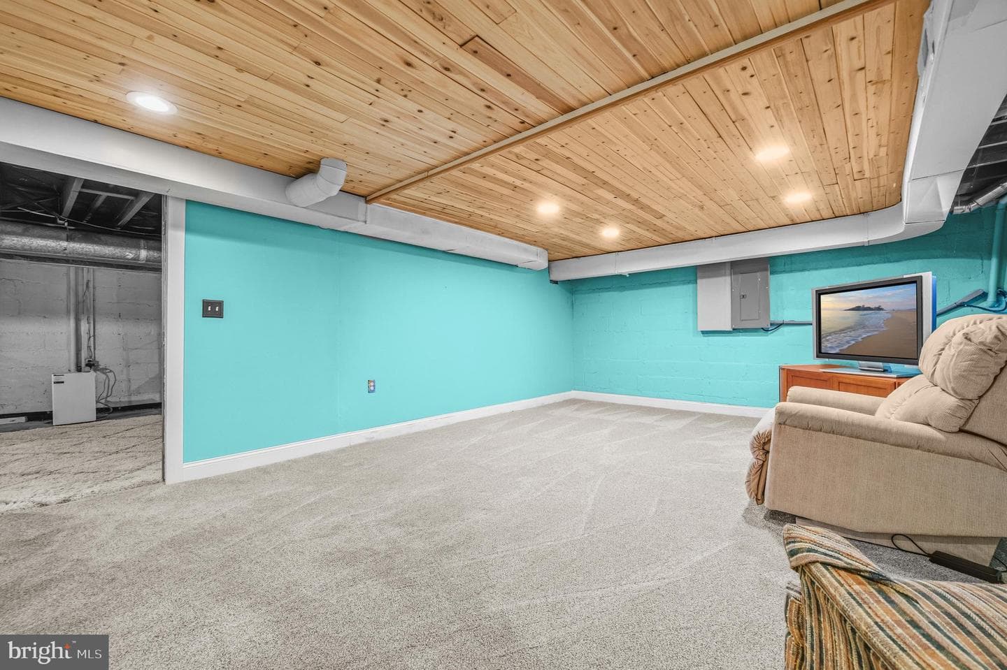 9304 Stuart Avenue photo 35