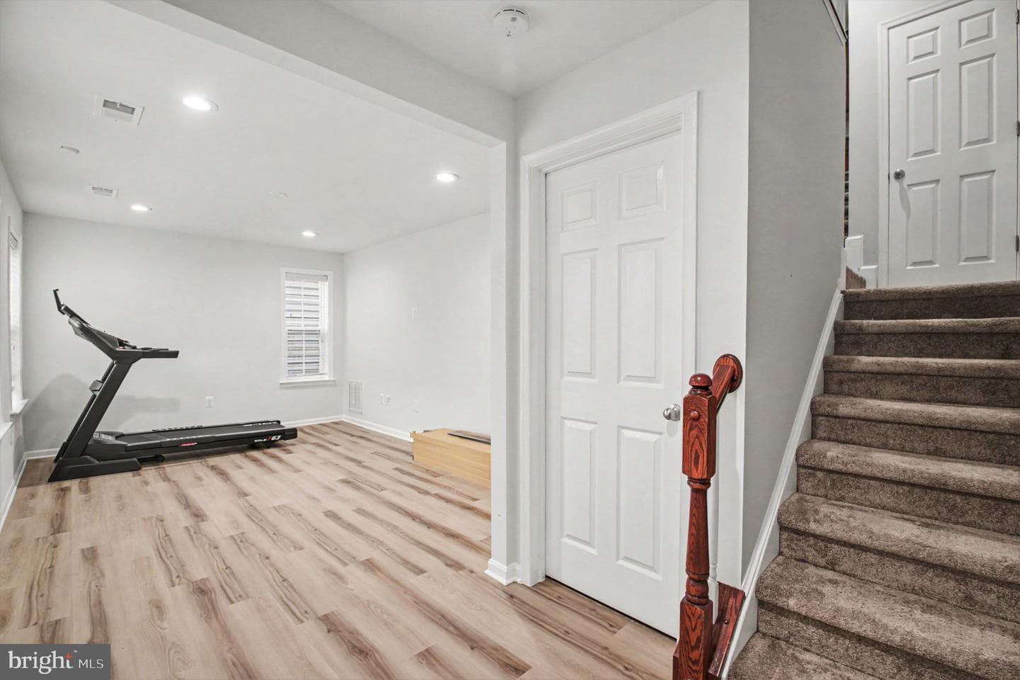 9967 Leander Ln photo 5