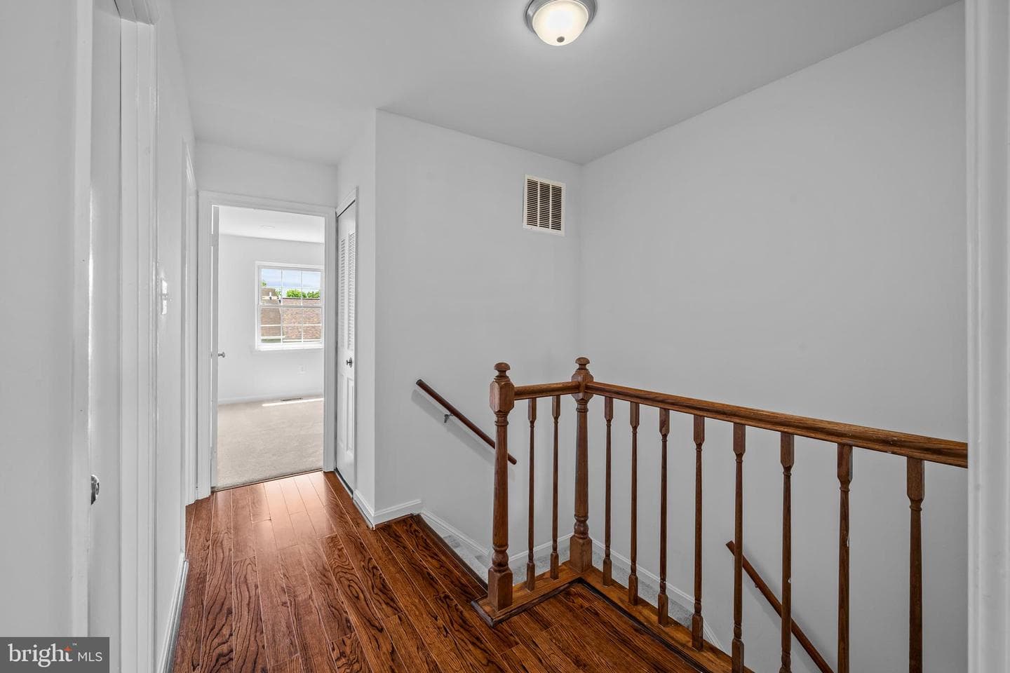 8387 Woodline Court photo 11