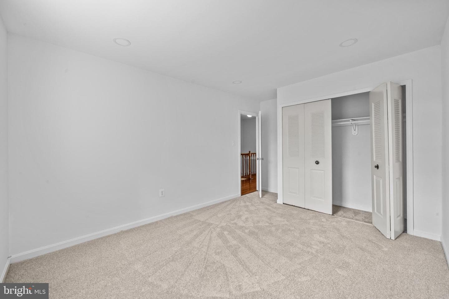 8387 Woodline Court photo 16