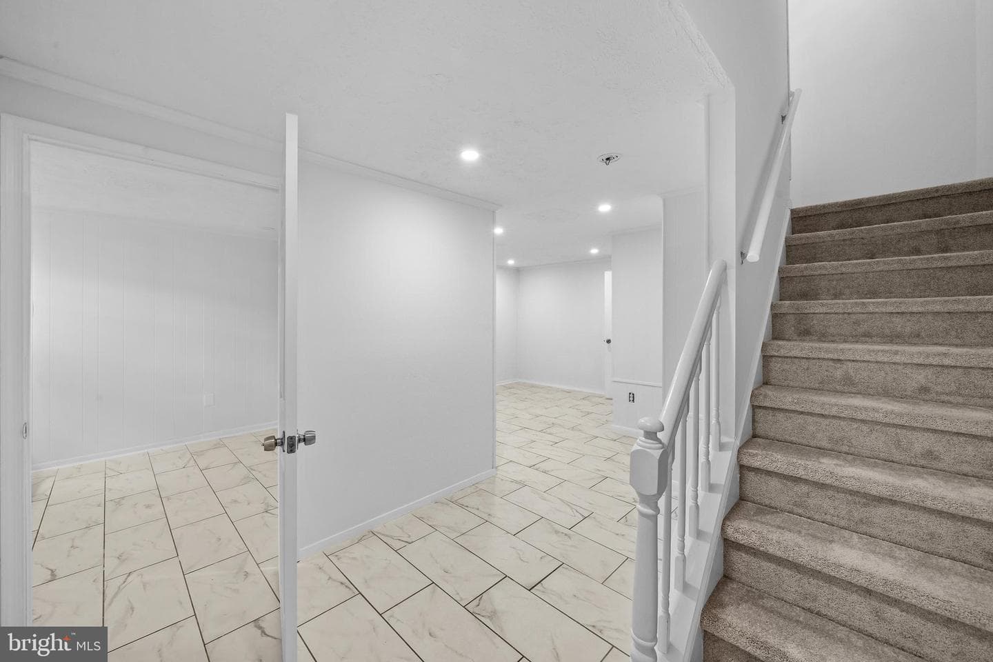 8387 Woodline Court photo 22