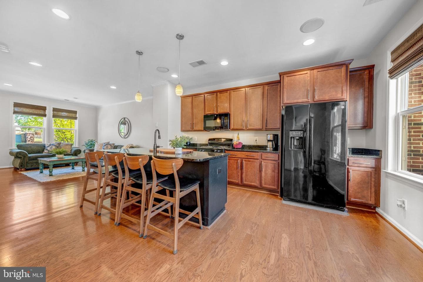 8924 Center St photo 13