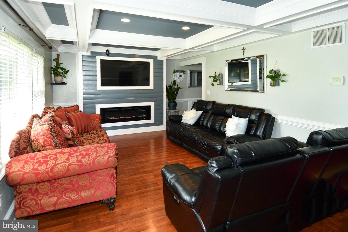 8618 Liberia Avenue photo 4