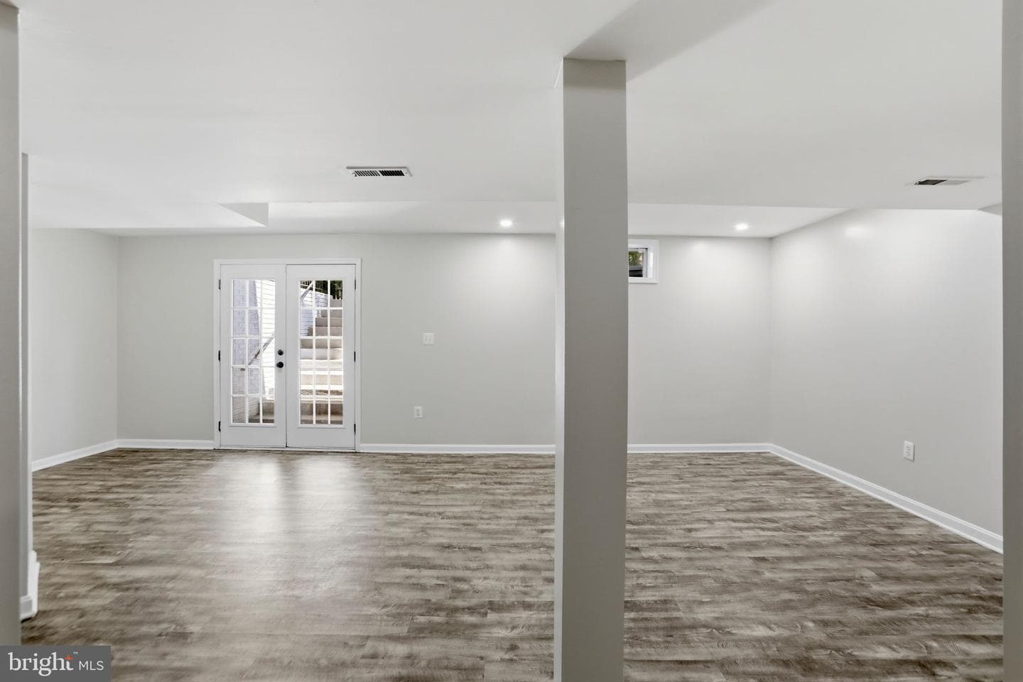 10125 S Grant Avenue photo 35