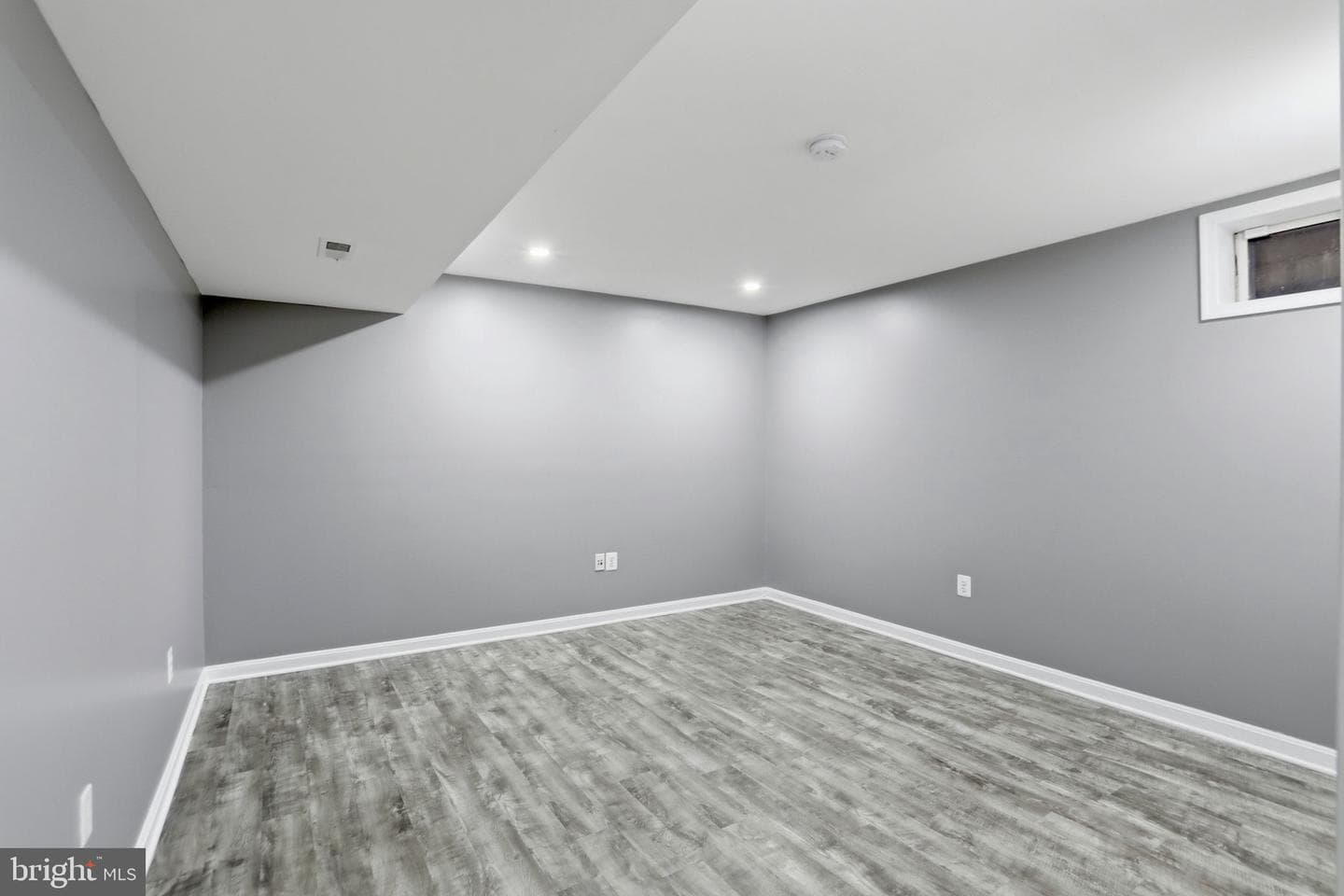10125 S Grant Avenue photo 37