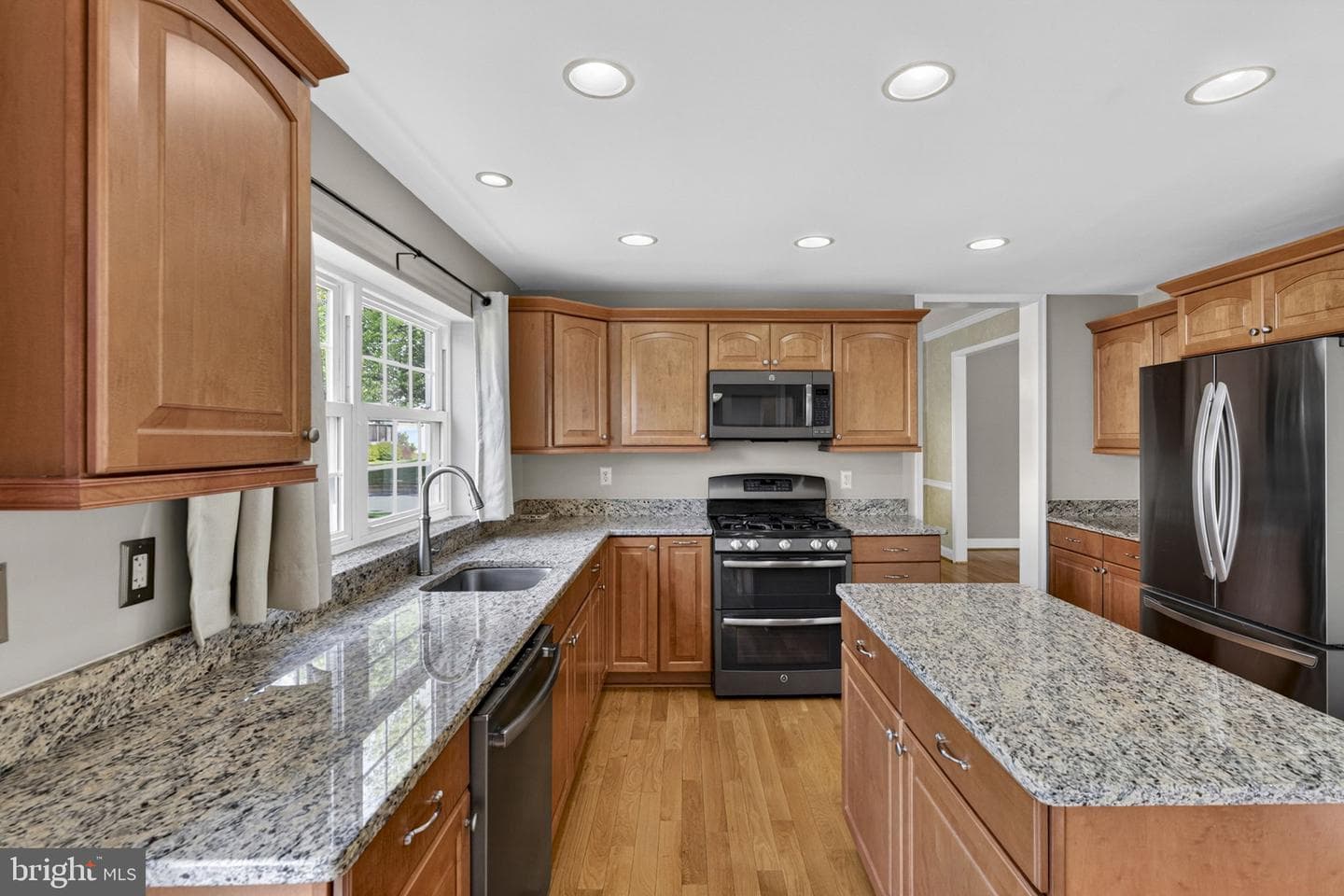 9516 Oakenshaw Drive photo 22