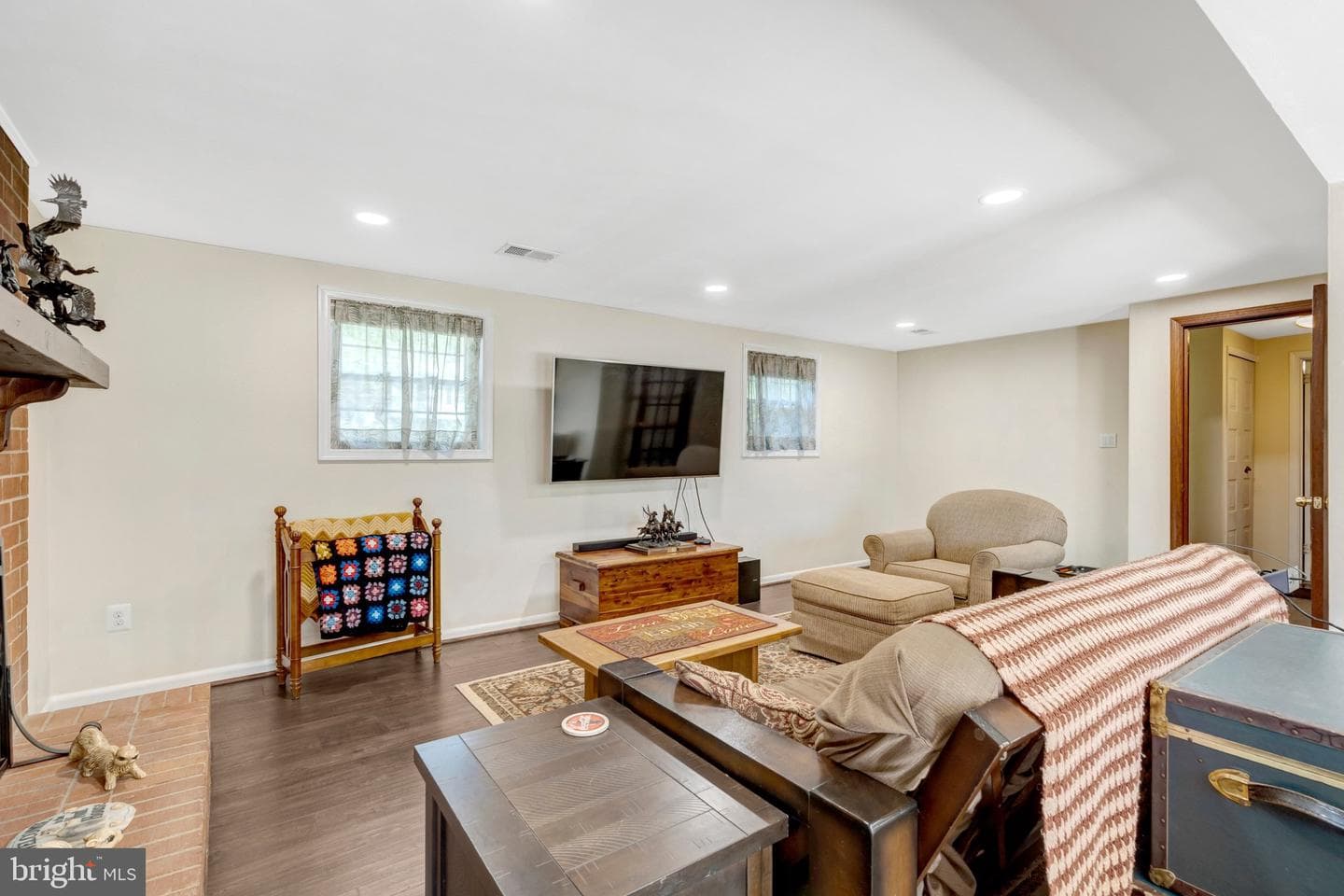 9231 Landgreen Street photo 33