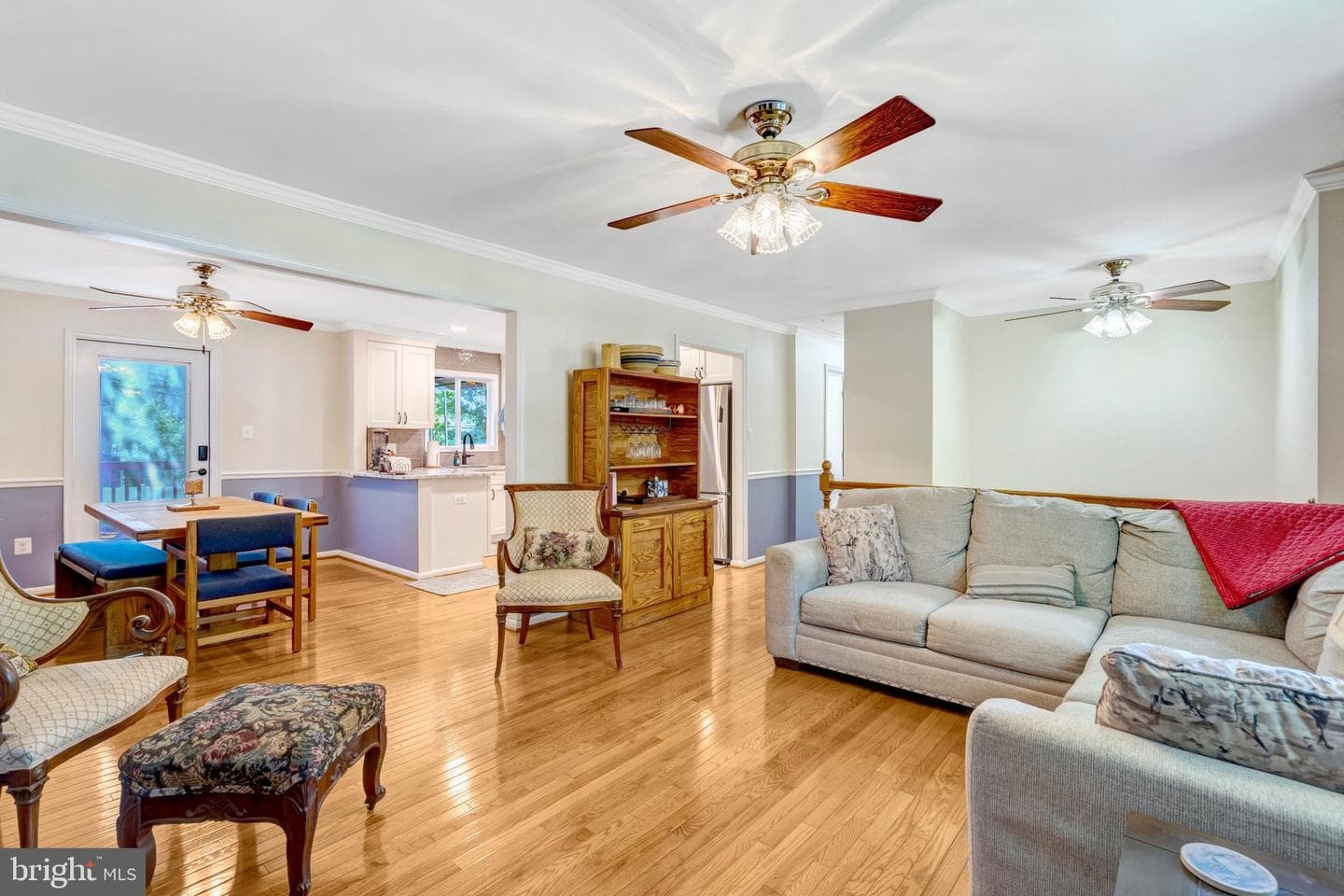 9231 Landgreen Street photo 9