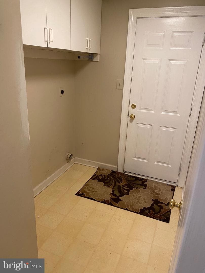 9621 Bainbridge Court photo 23
