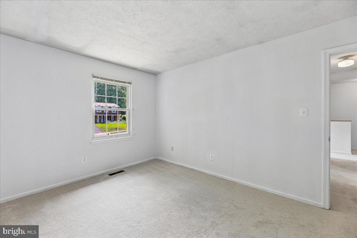 8746 Country Ln photo 27