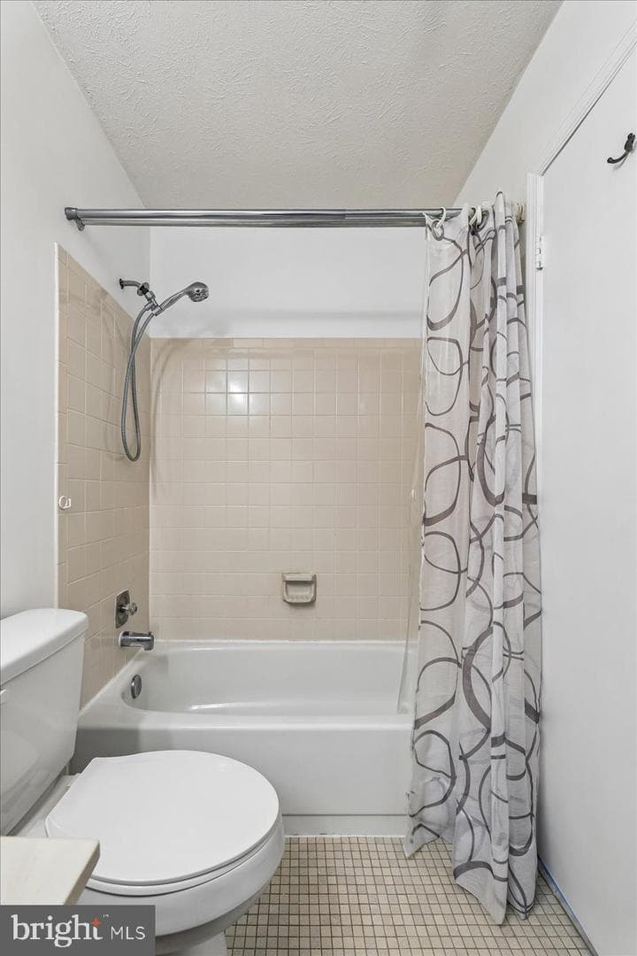 8746 Country Ln photo 29