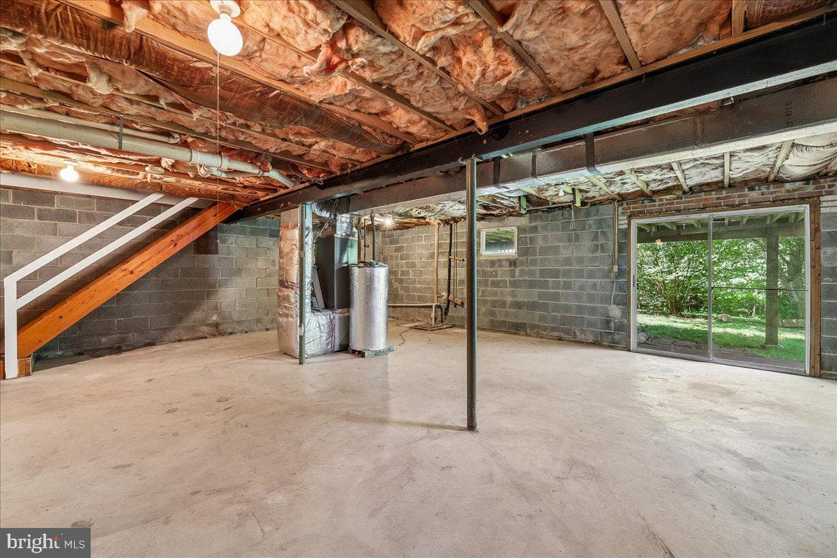 8746 Country Ln photo 30