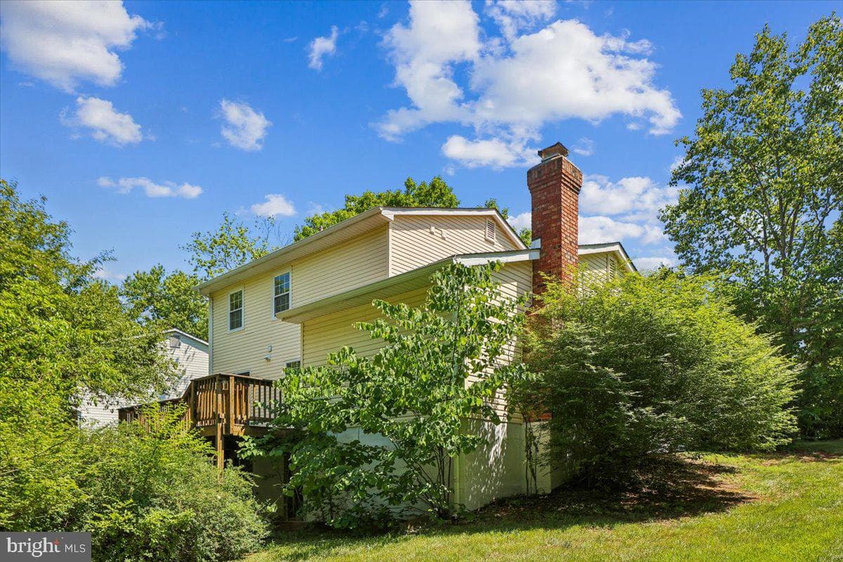 8746 Country Ln photo 35
