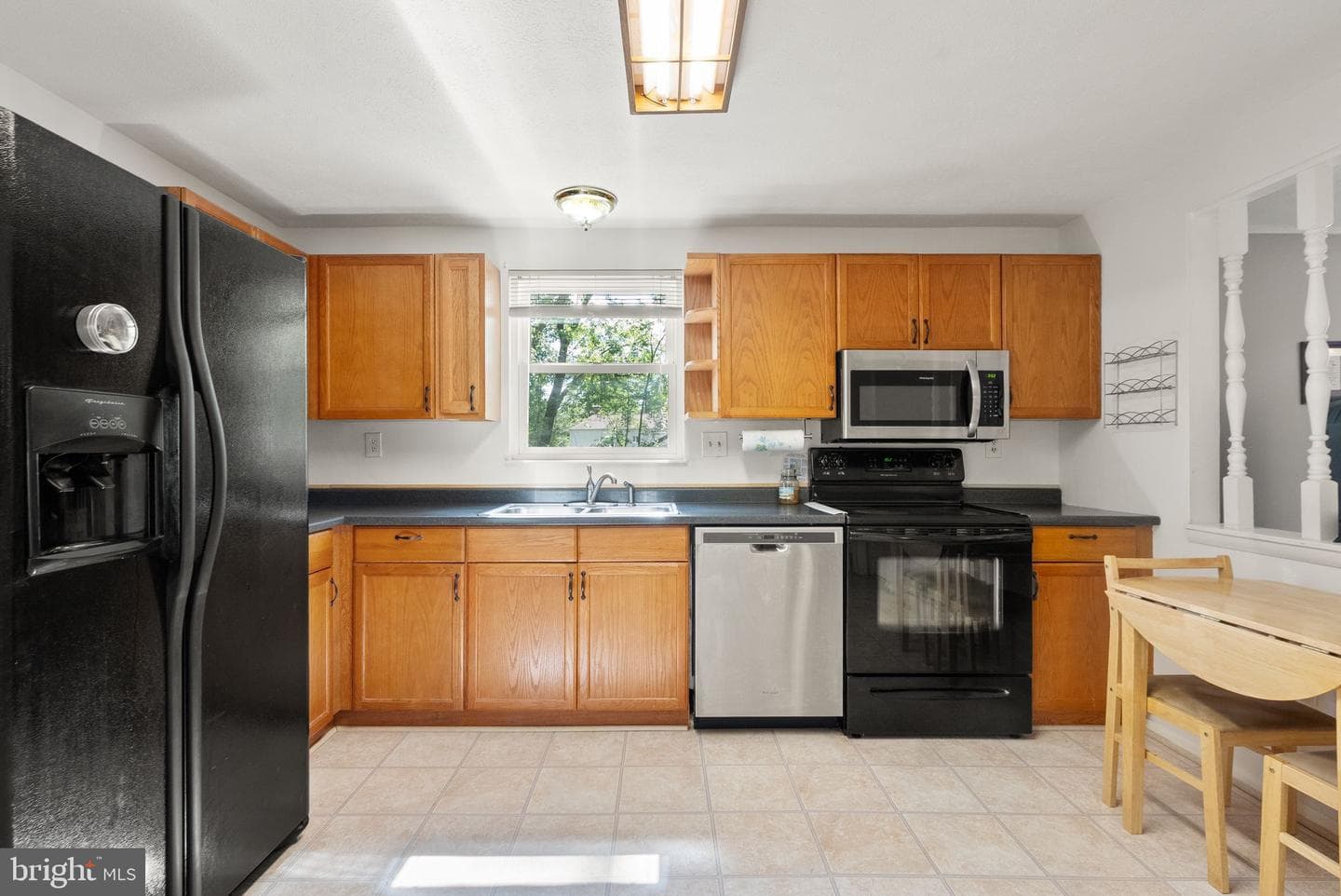 8196 Oakglen Road photo 12