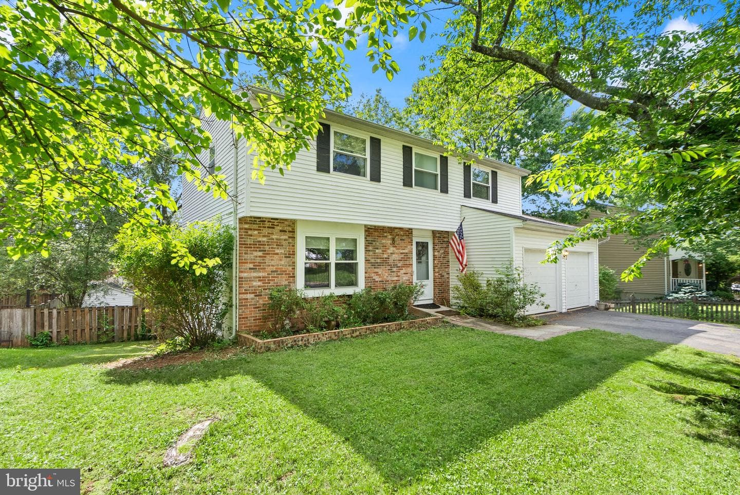 8196 Oakglen Road photo 4