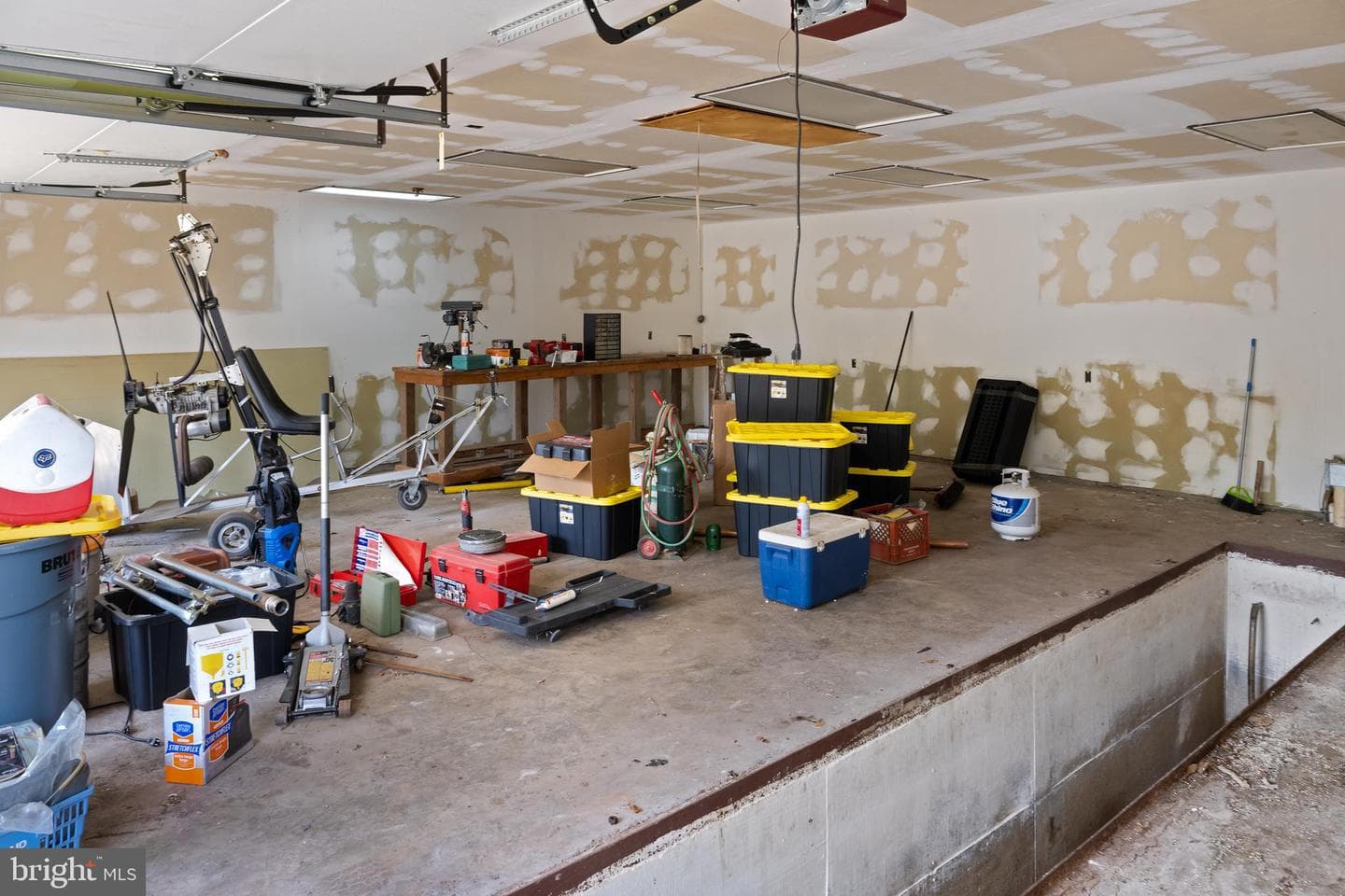 10303 Abbott Road photo 31