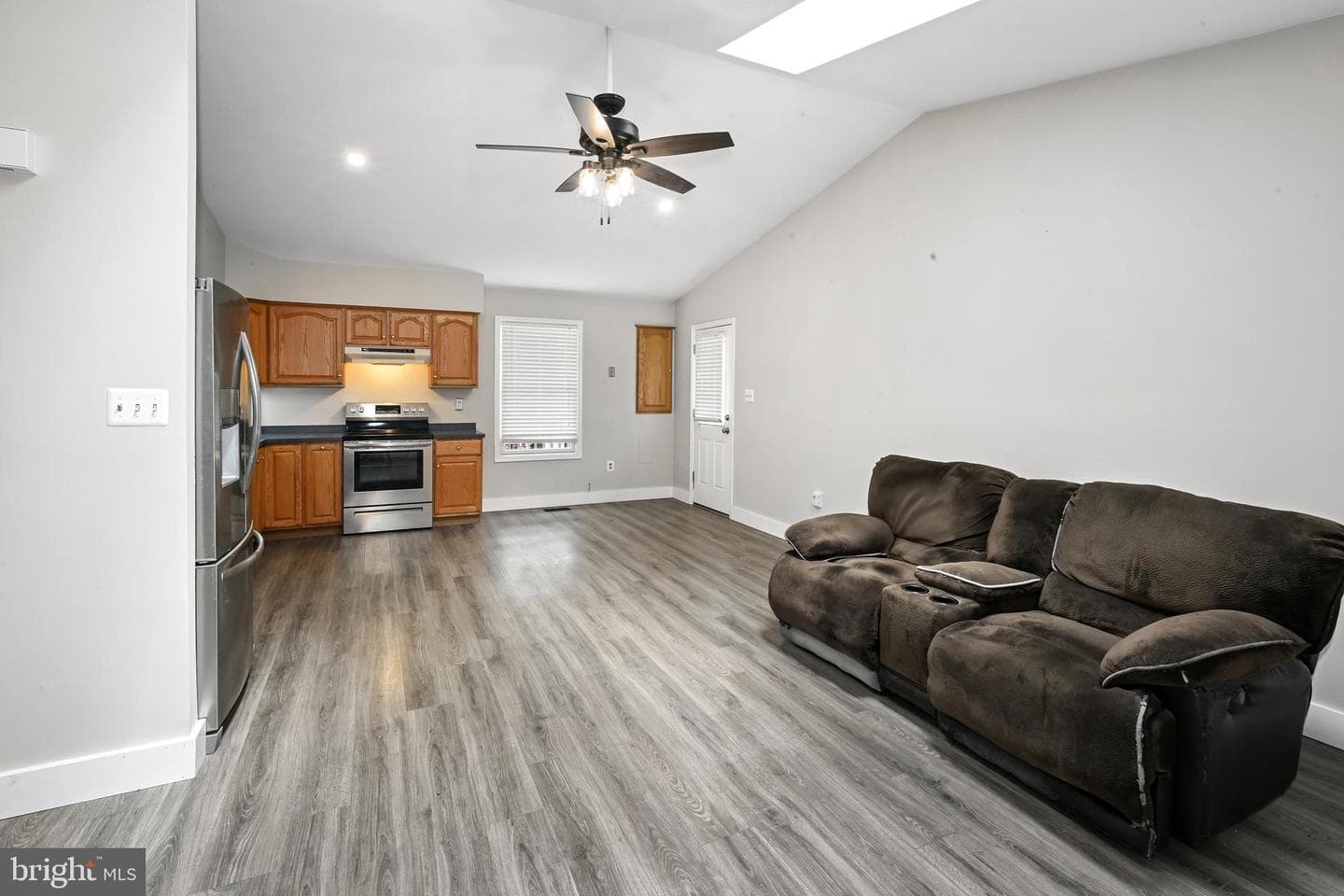 10303 Abbott Road photo 9