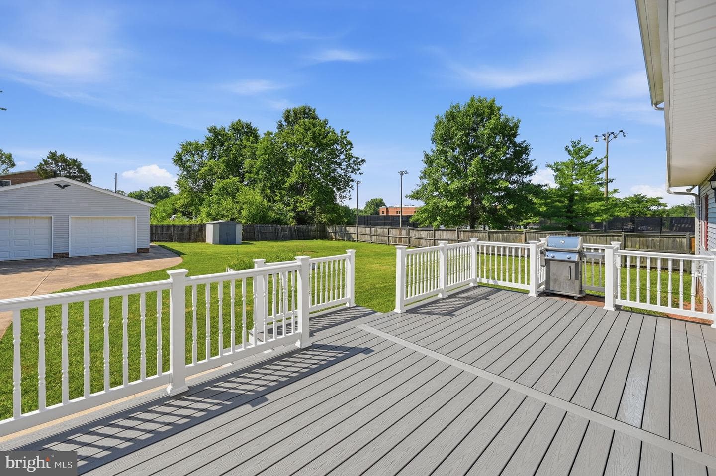 8905 Tudor Lane photo 27