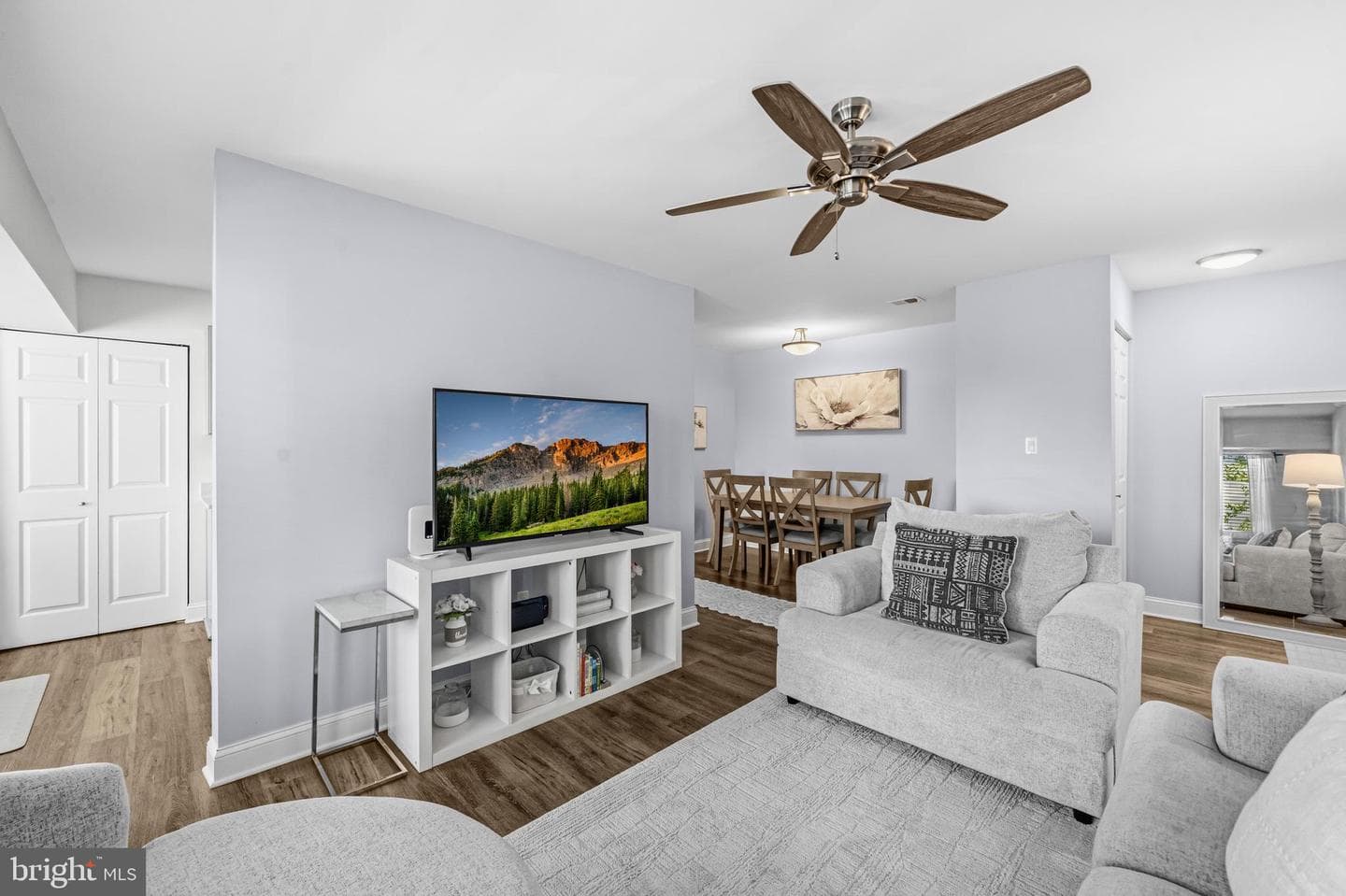 8372 Buttress Lane #201 photo 4