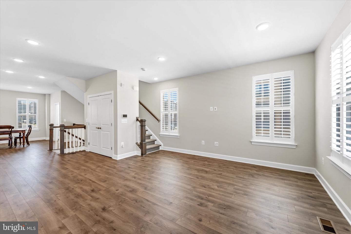 9828 Buchanan Loop photo 16