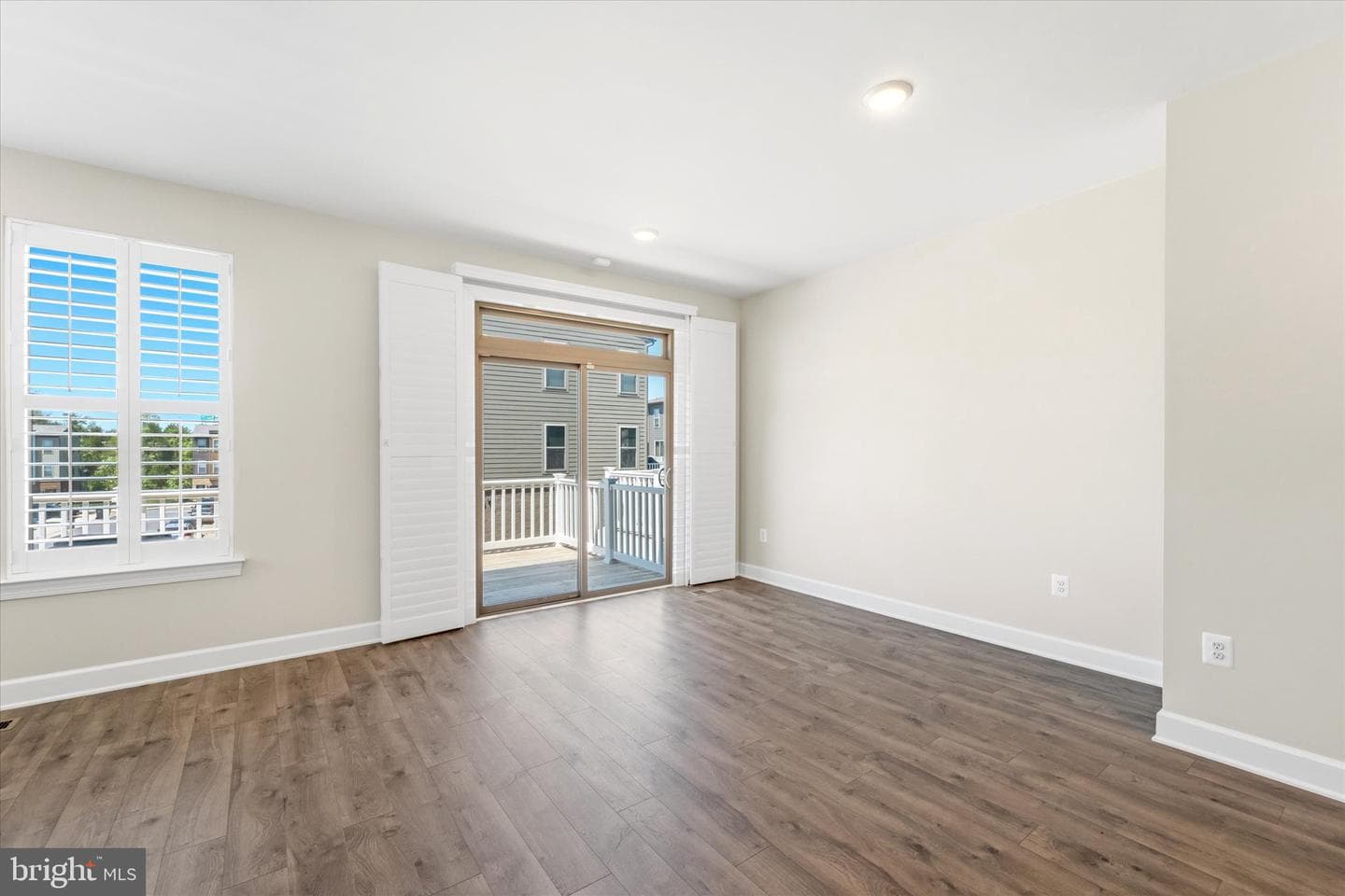 9828 Buchanan Loop photo 19