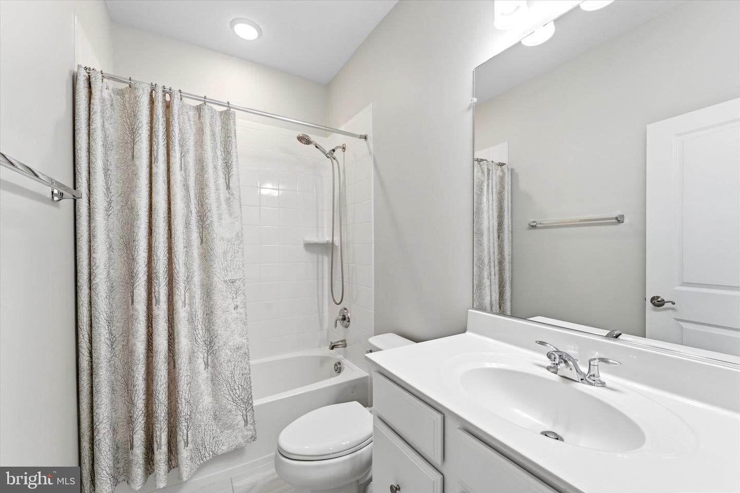 9828 Buchanan Loop photo 42