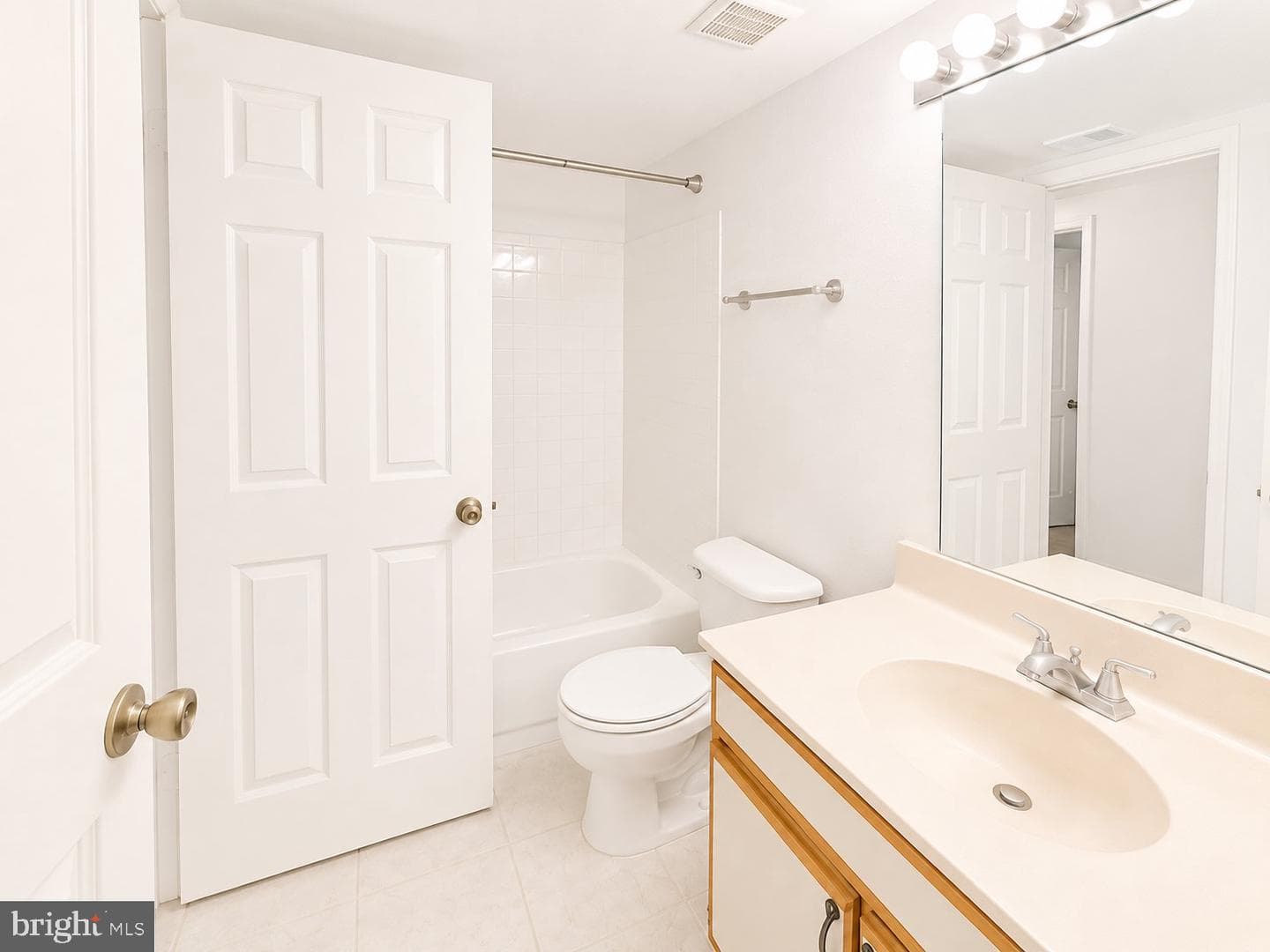 9553 Battery Heights Boulevard #202 photo 6