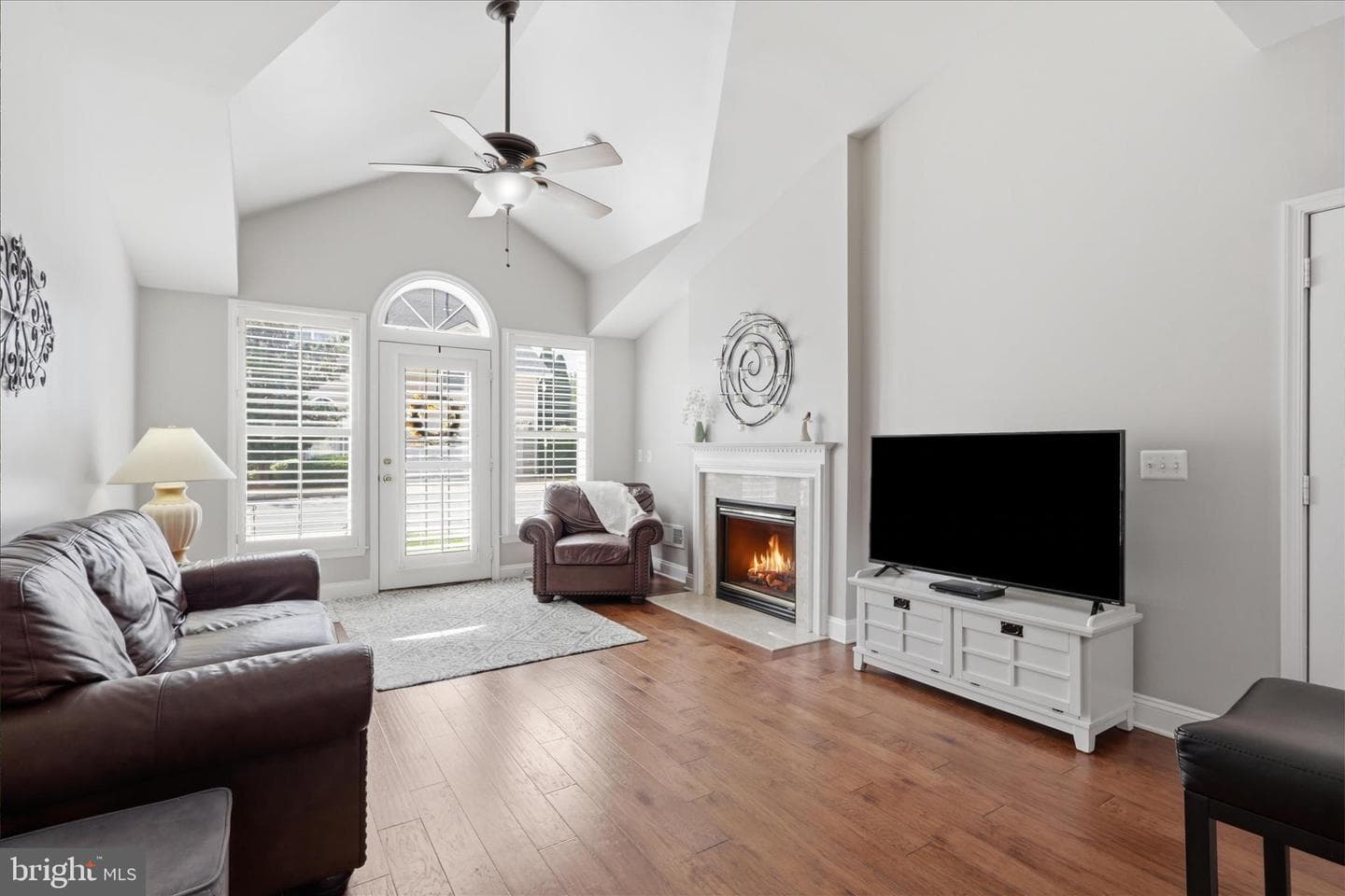 9970 Wellington Road photo 20