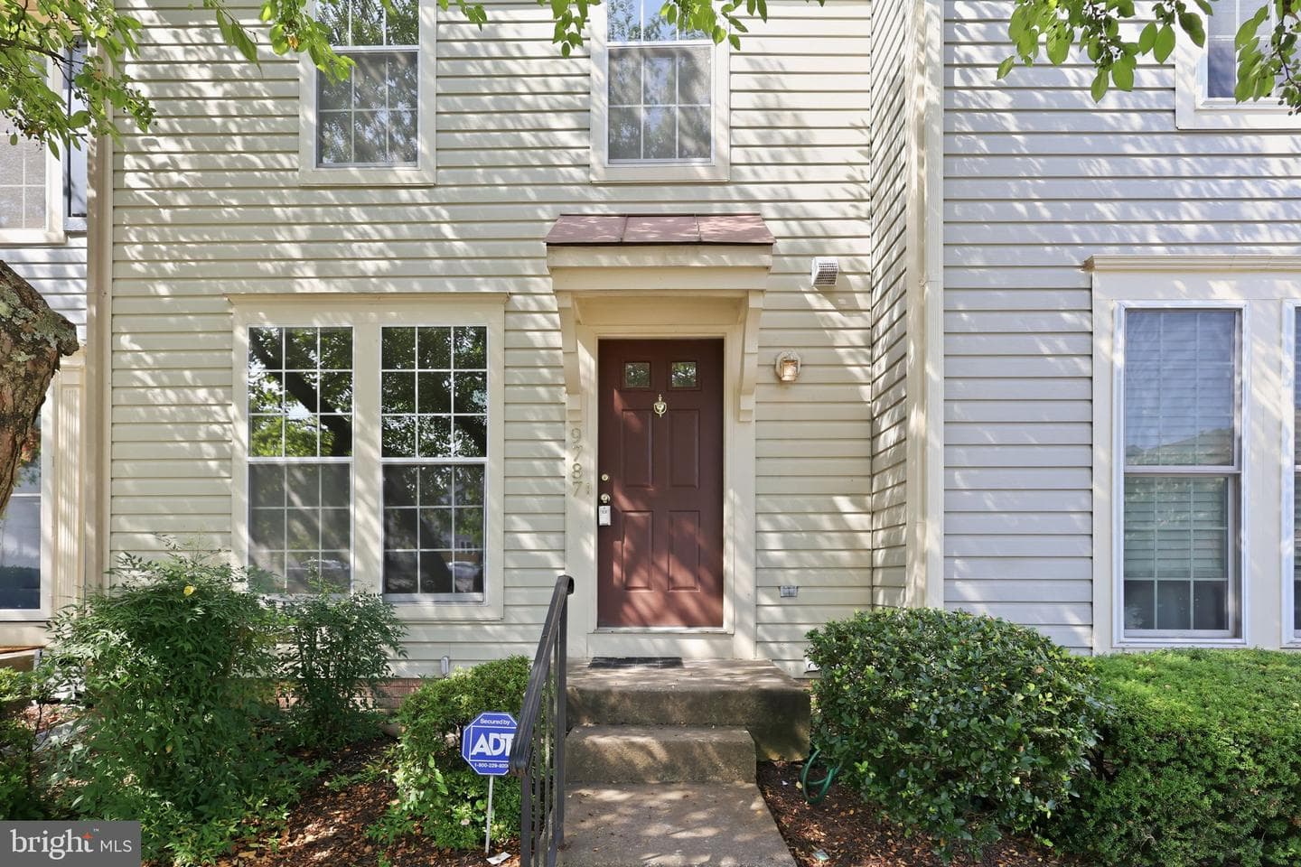 9787 Mock Orange Court photo 1