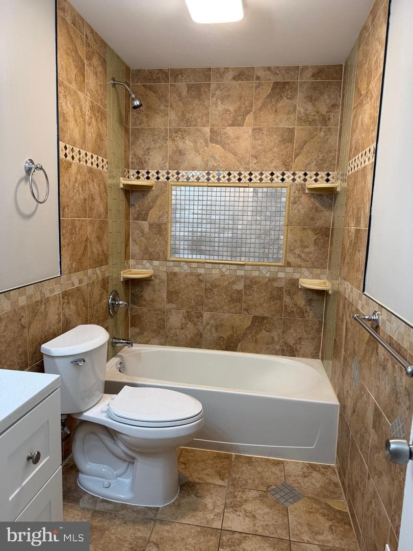 9375 Taney Road photo 10