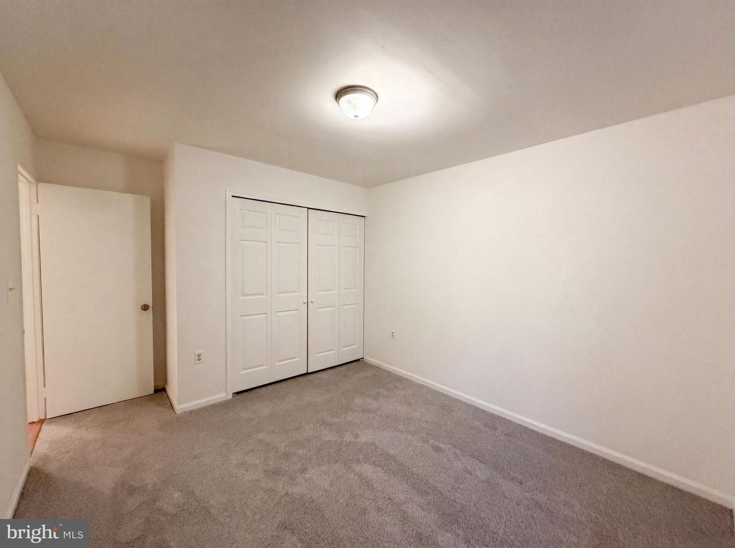 8947 Rosewood Street photo 21