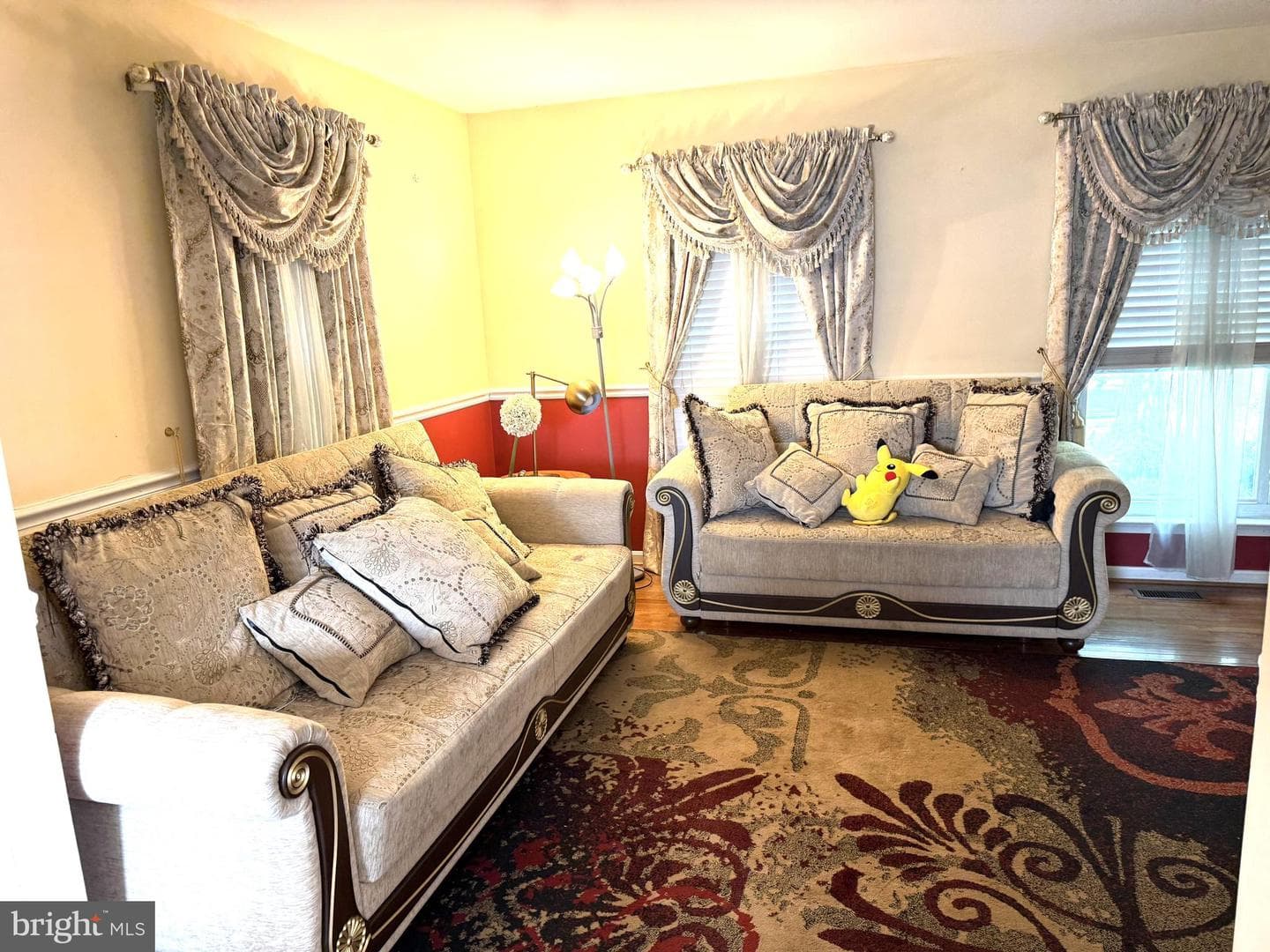 10305 Jayeselle Drive photo 5