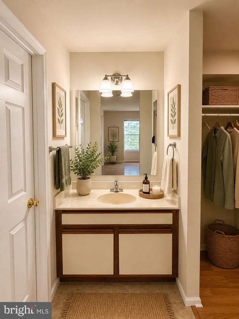 8383 Buttress Lane #302 photo 17