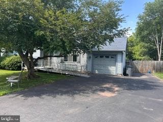 9284 Allen Street photo 3