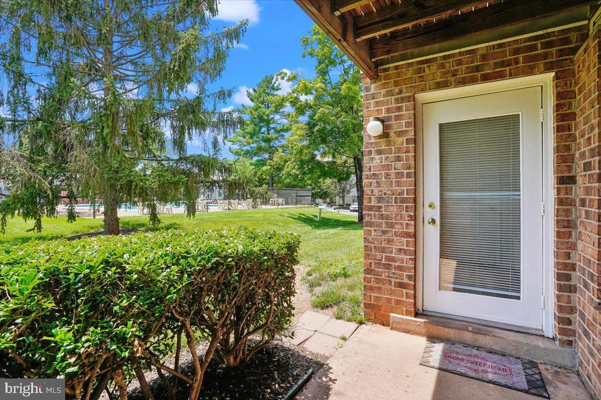 8374 Buttress Lane #103 photo 20
