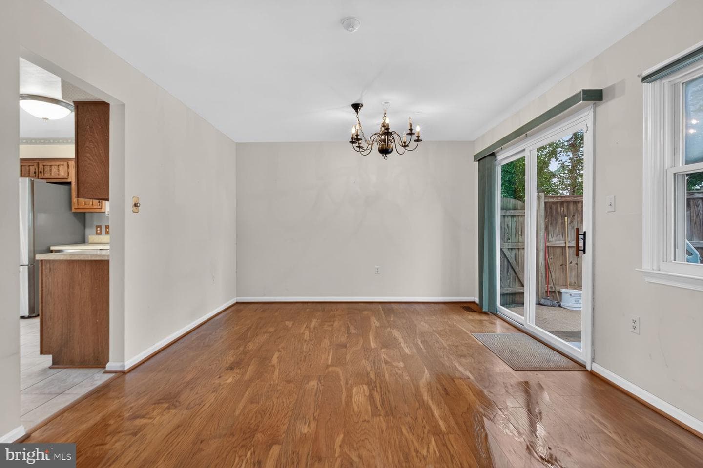 8601 Jackson Avenue photo 13