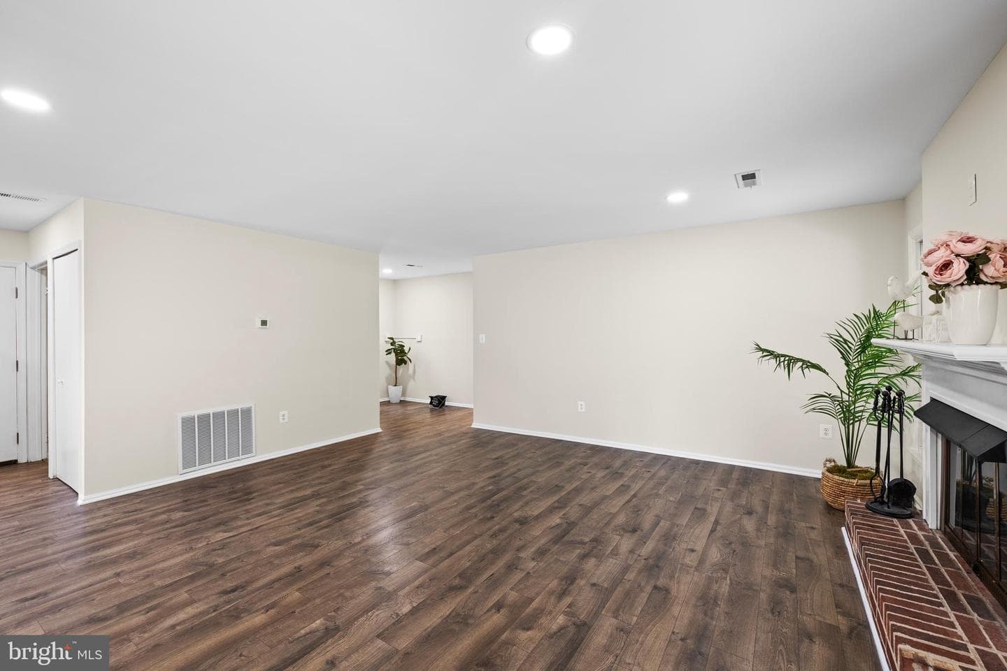 9254 Garnet Court photo 7