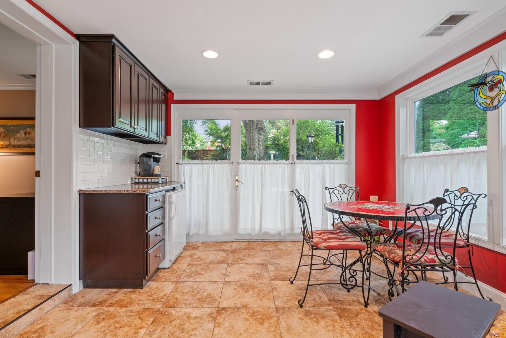 9405 Beauregard Avenue photo 48