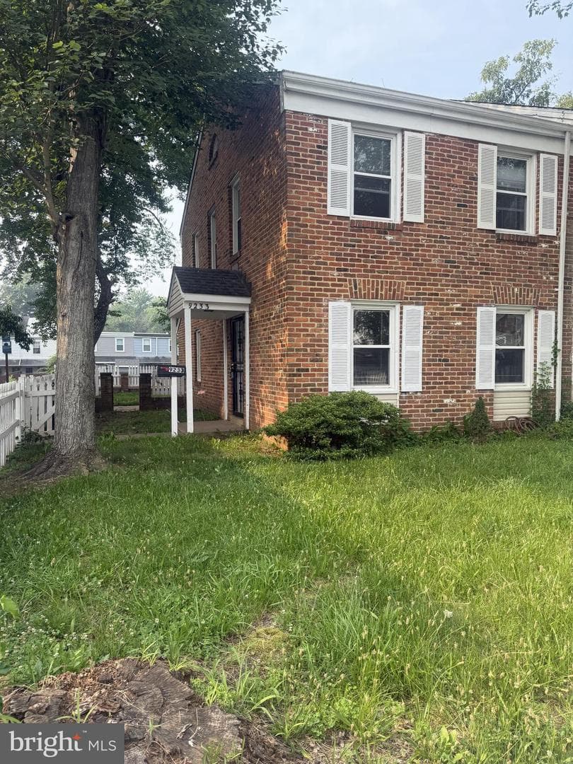9233 Byrd Drive photo 4