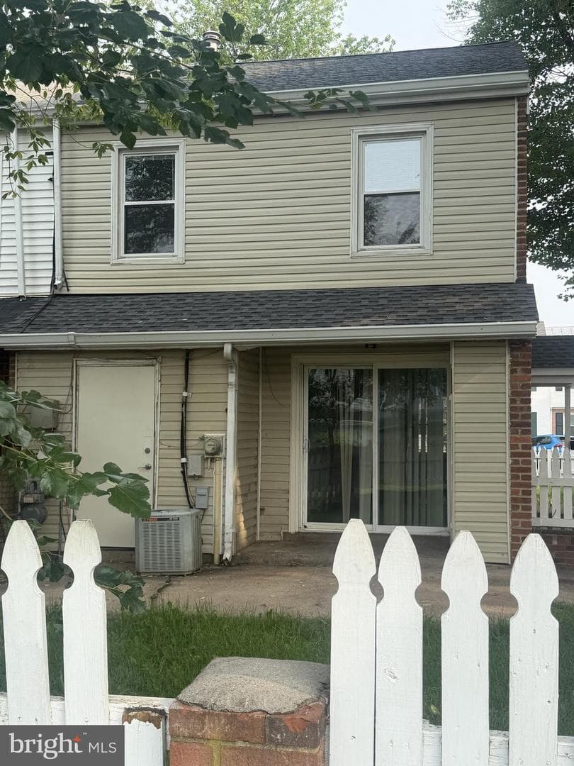 9233 Byrd Drive photo 5