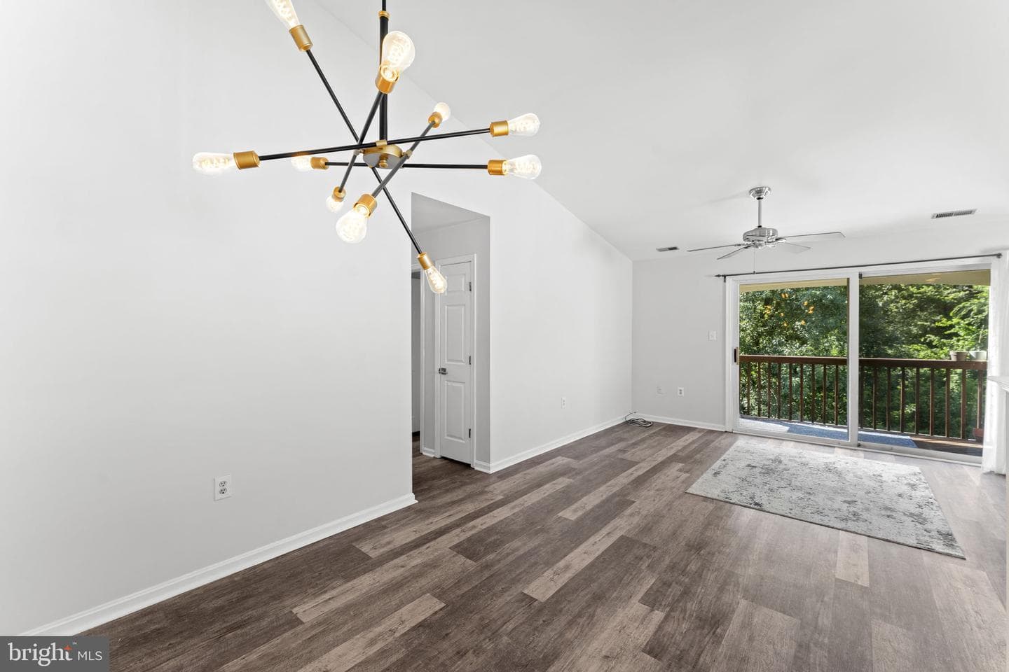 9462 Scarlet Oak Drive photo 31