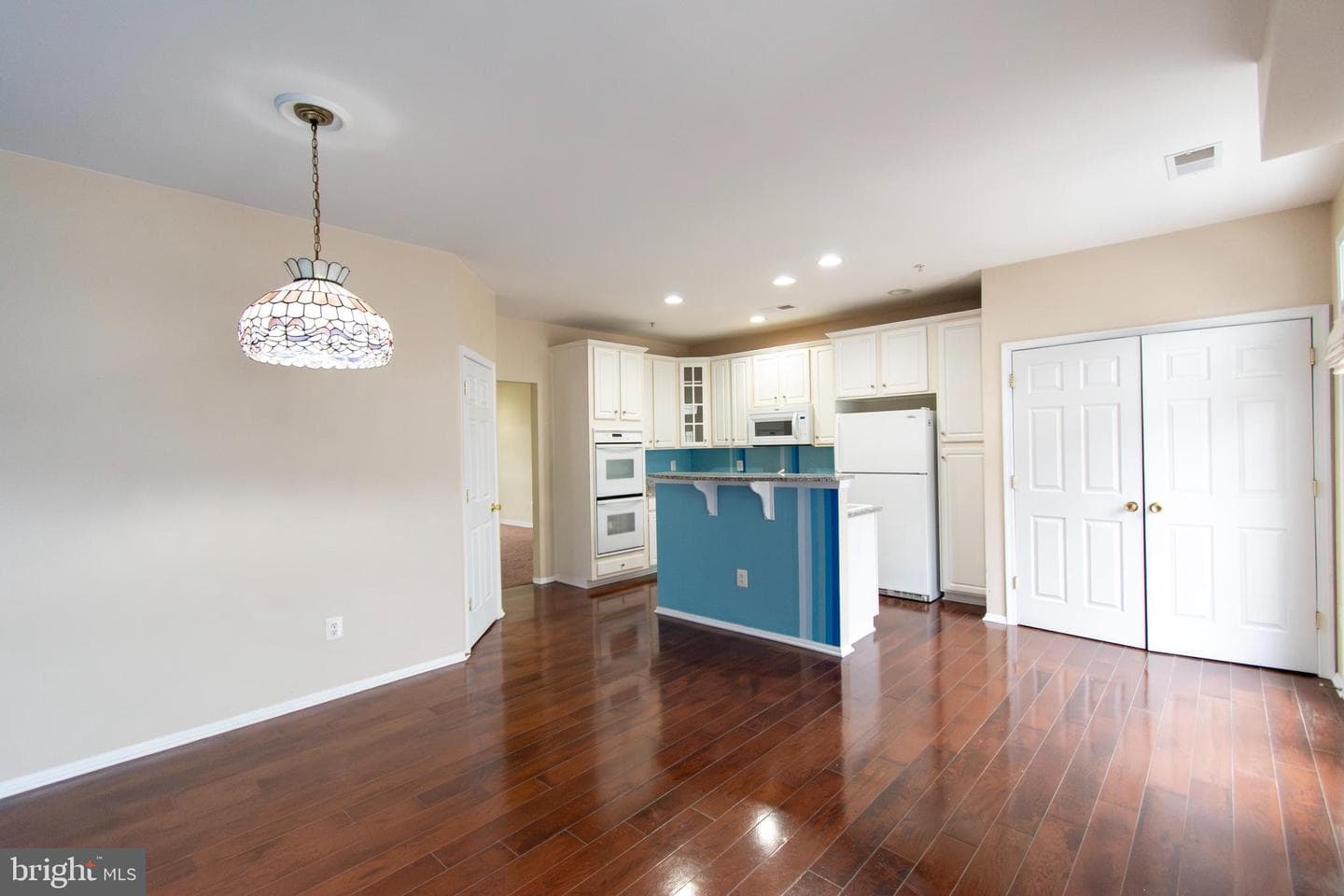 9514 Walker Way #28 photo 11