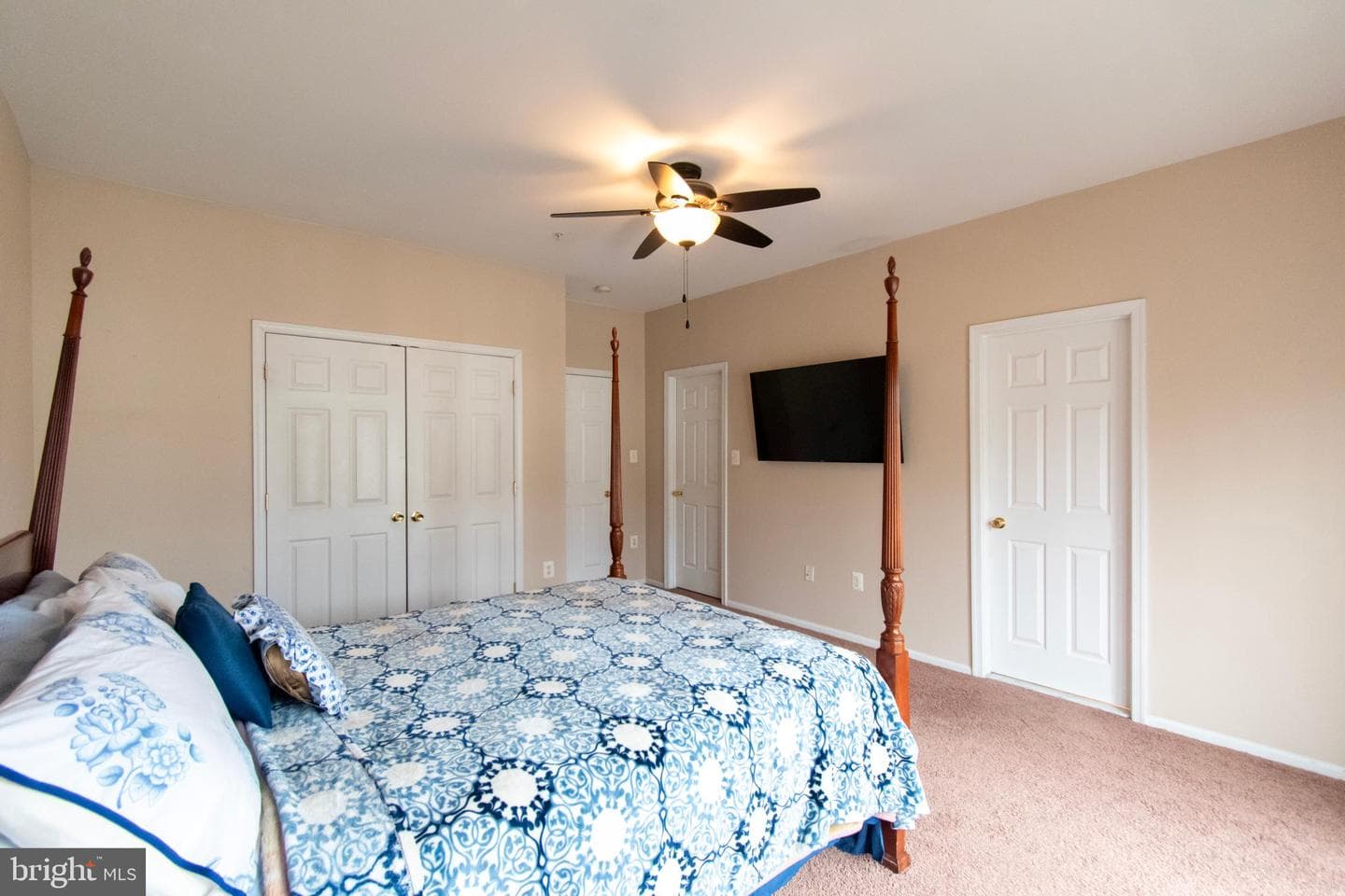 9514 Walker Way #28 photo 20