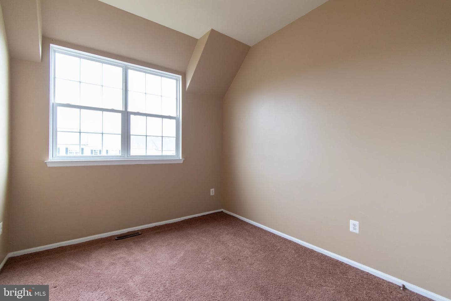 9514 Walker Way #28 photo 26