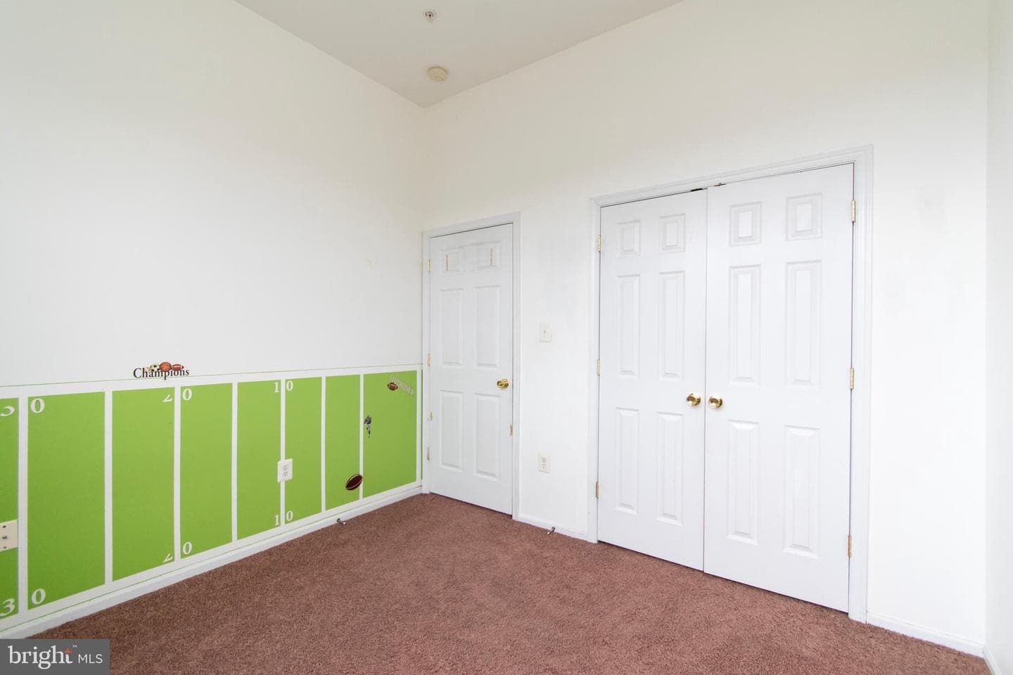 9514 Walker Way #28 photo 31
