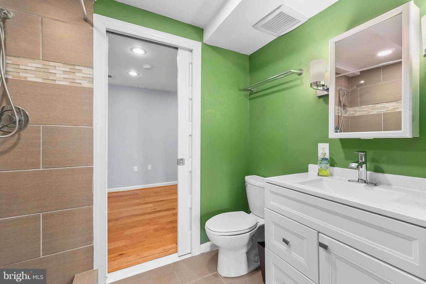 8646 Cartwright Court photo 32