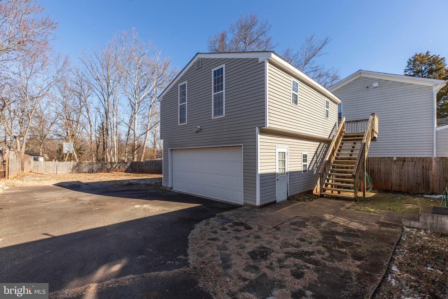 346 Manassas Drive photo 2